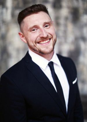 Alex Biegelson Appointed Associate Artistic Director of 10 Hairy Legs  Image