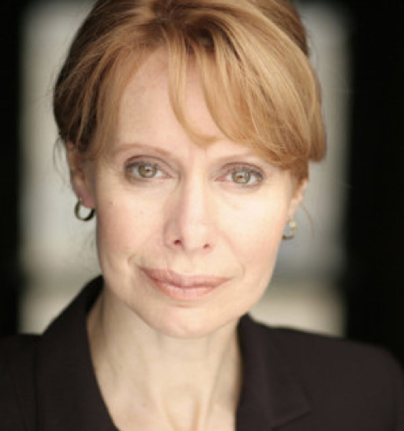 Barbara E. Robertson To Headline Firebrand Theatre's QUEEN OF THE MIST  Image