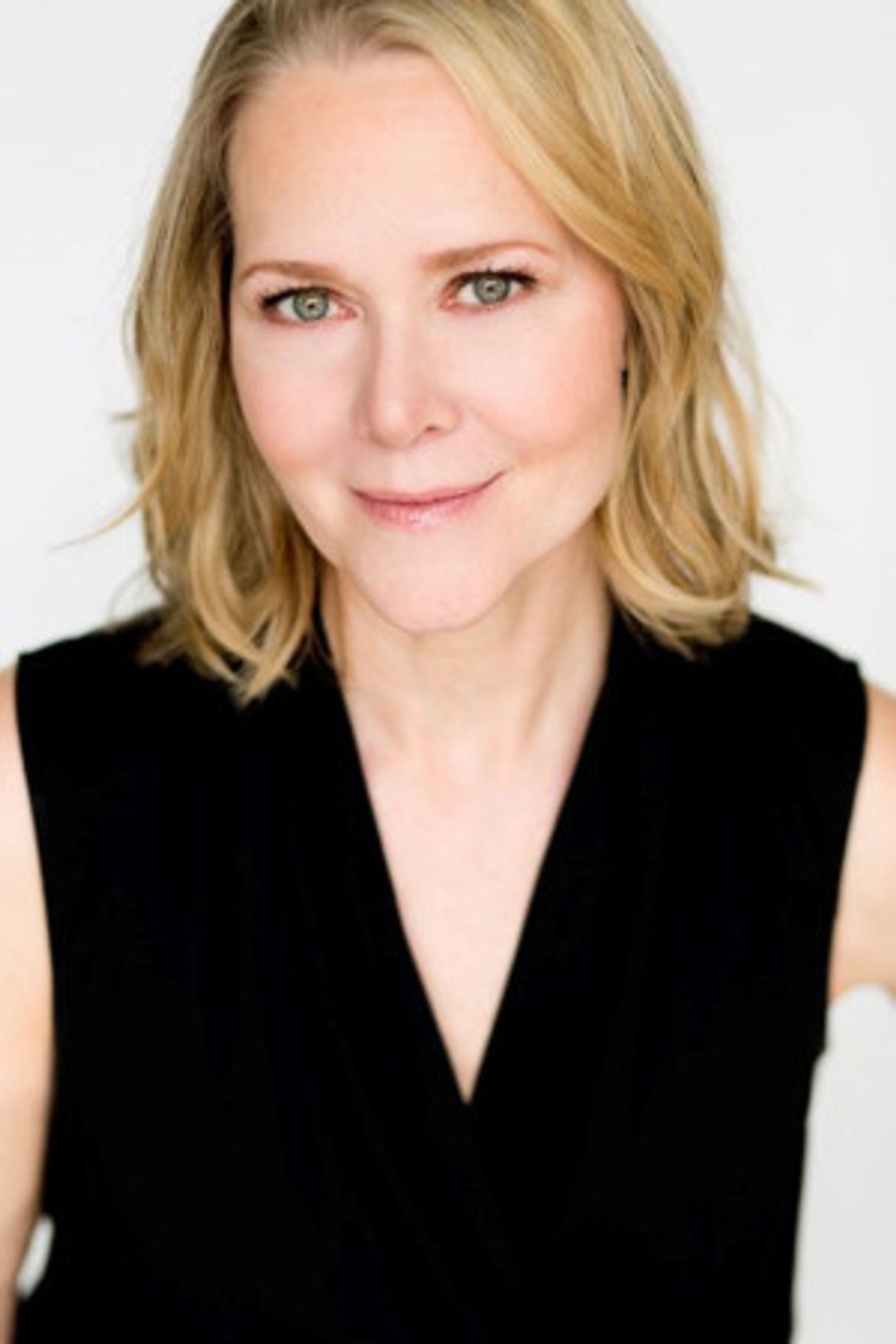 Julie Halston, Rebecca Luker, Micah Stock And More Join Benefit For God's Love We Deliver  Image