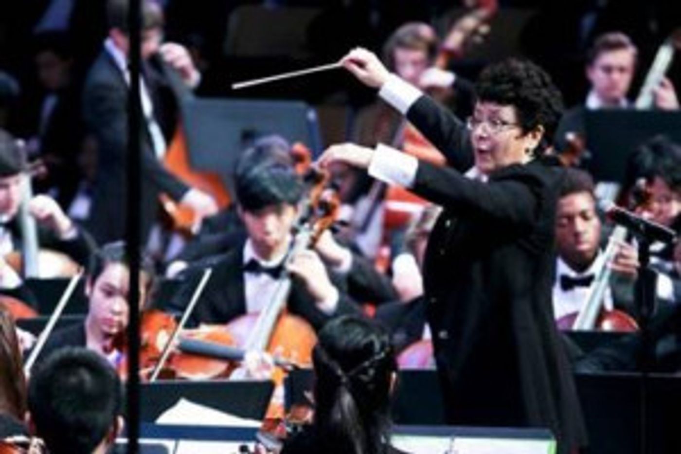 The Philadelphia Youth Orchestra Presents a Holiday Concert  Image