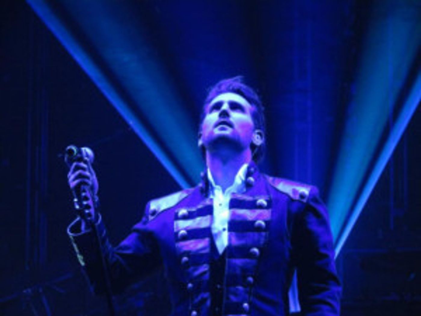 Chris Pinnella Brings Holiday Show Home To Manasquan  Image