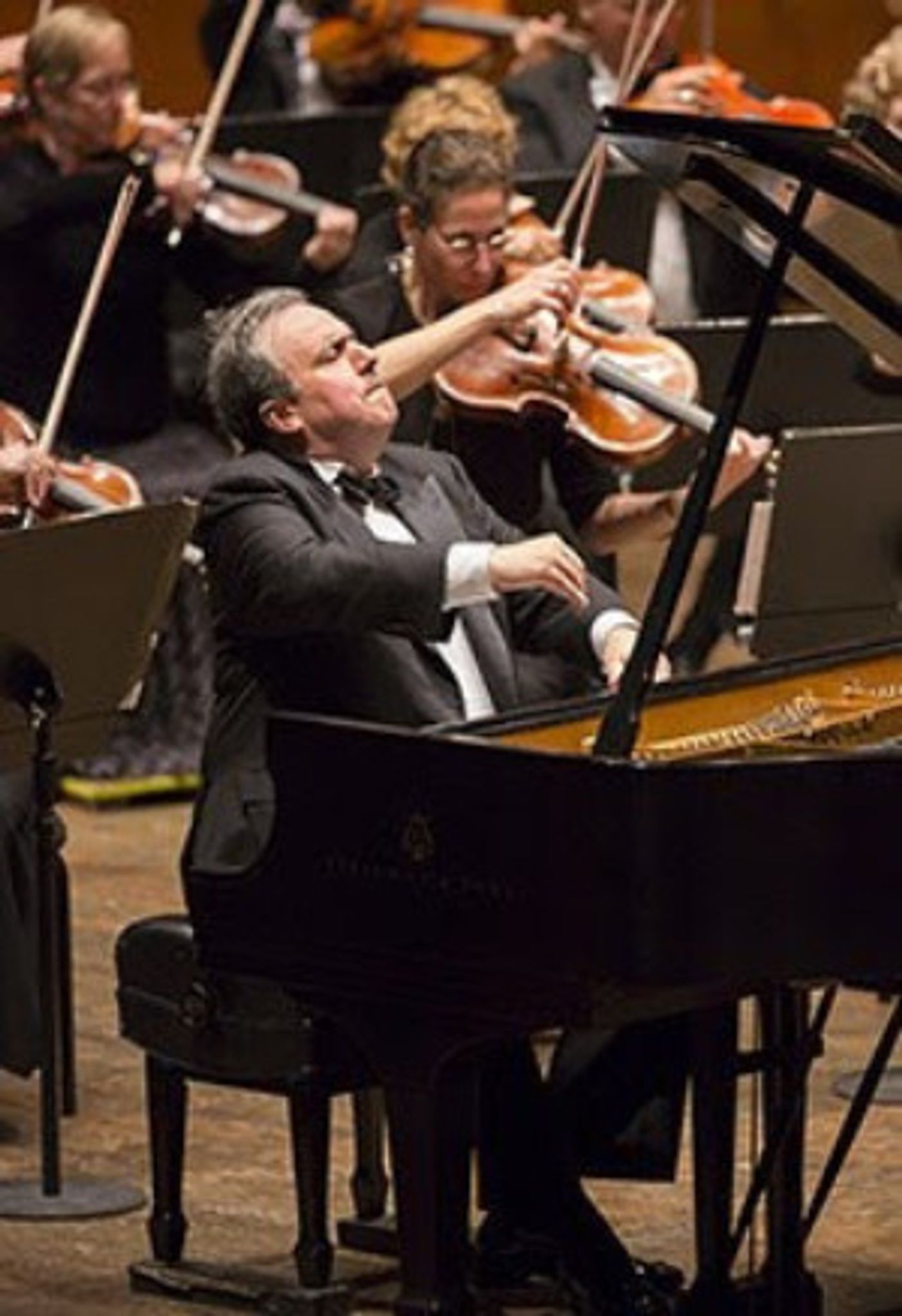 Jaap van Zweden To Conduct the New York Philharmonic in Beethoven's Piano Concerto  Image