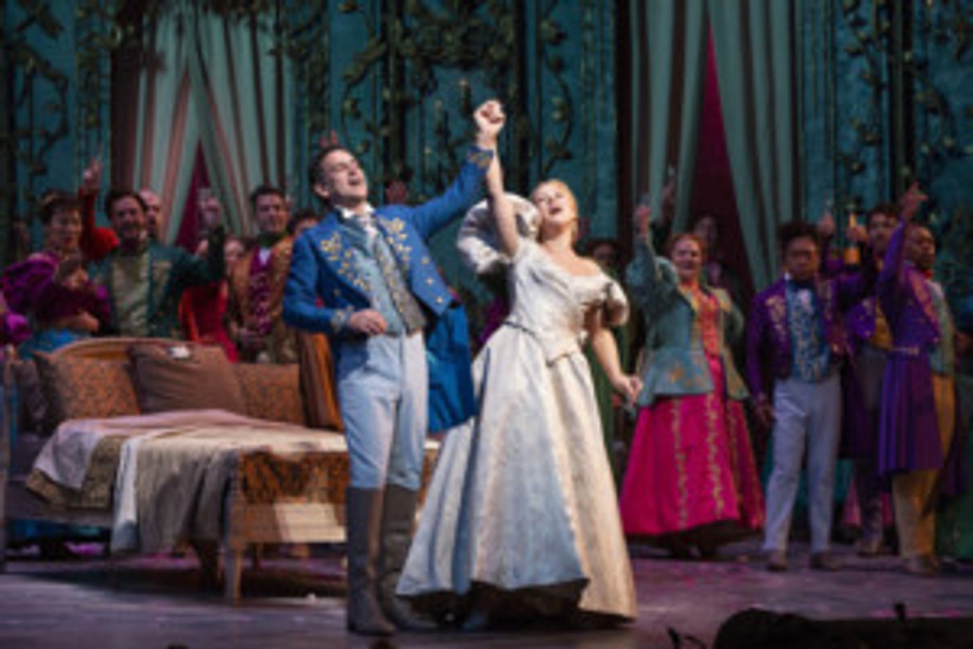MET Opera's LA TRAVIATA Comes to Peterborough Players  Image