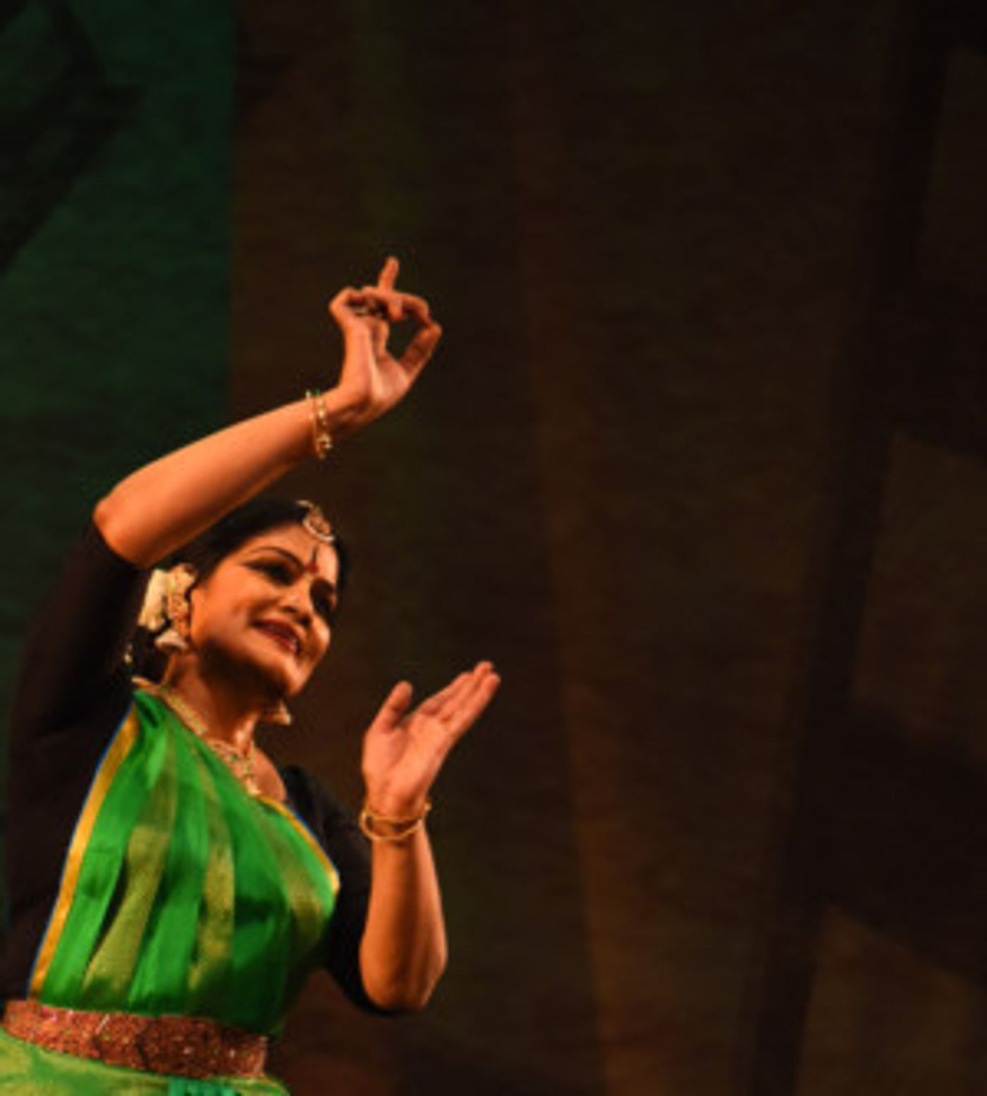 Dancer Geeta Chandran Will Perform in ANEKANTA With Natya Vriksha Dance Company  Image