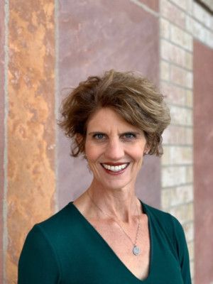 SD Symphony Names Jennifer Teisinger Executive Director  Image