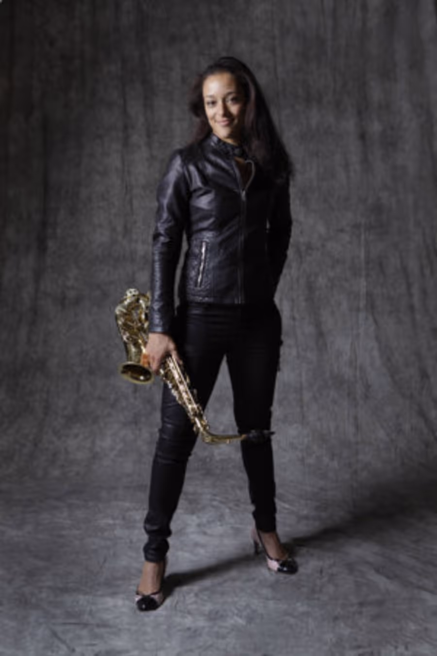 Vanessa Collier Announces Winter 'Honey Up' Tour, Performs At Mauch Chunk Opera House Image