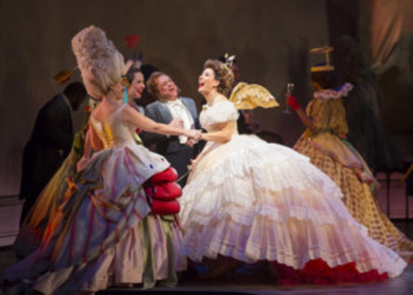 LA TRAVIATA Opens At Lyric Opera in February  Image