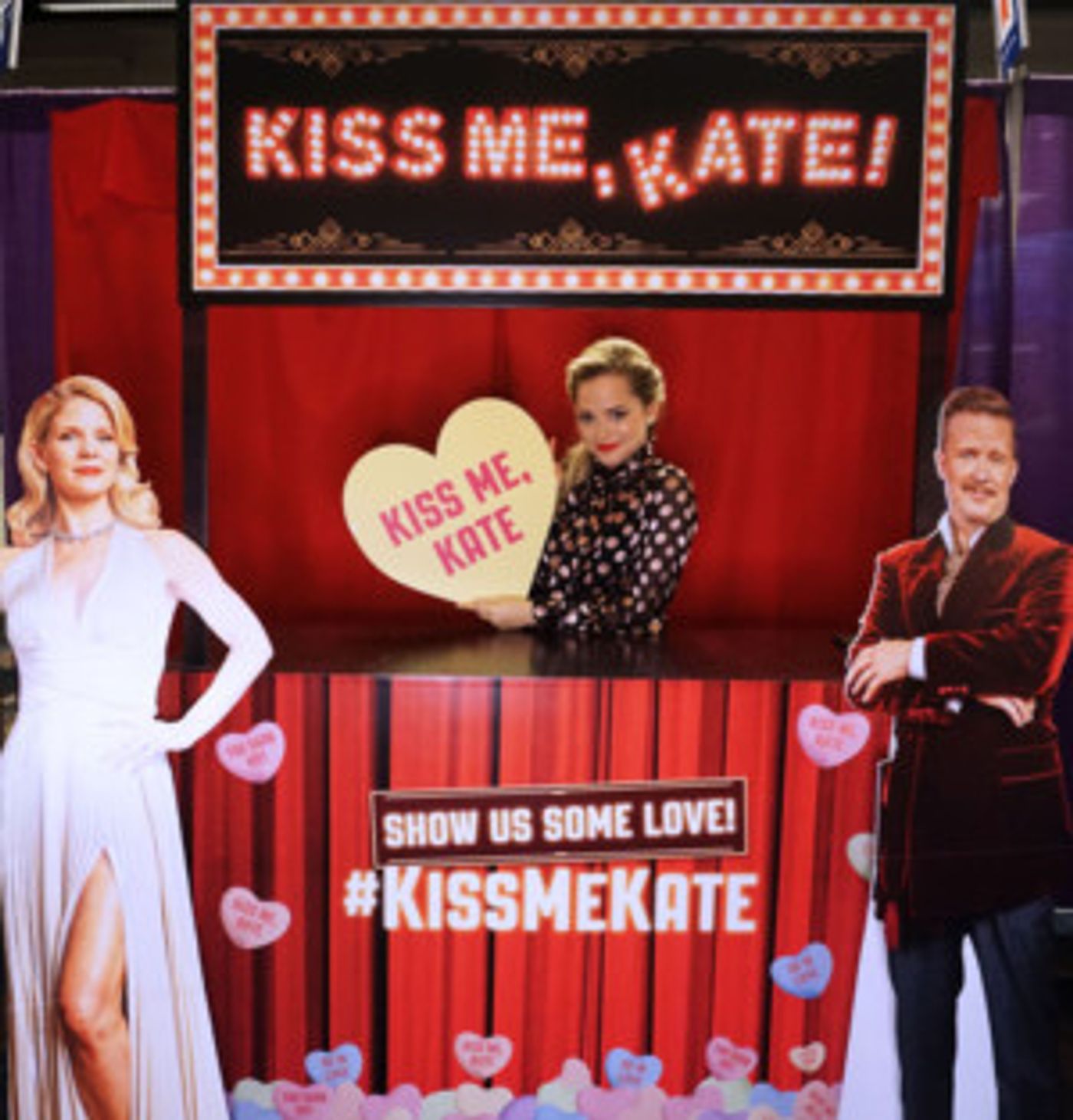 KISS ME KATE 'Kissing Booths' To Pop-Up Around NYC Begin Tomorrow  Image