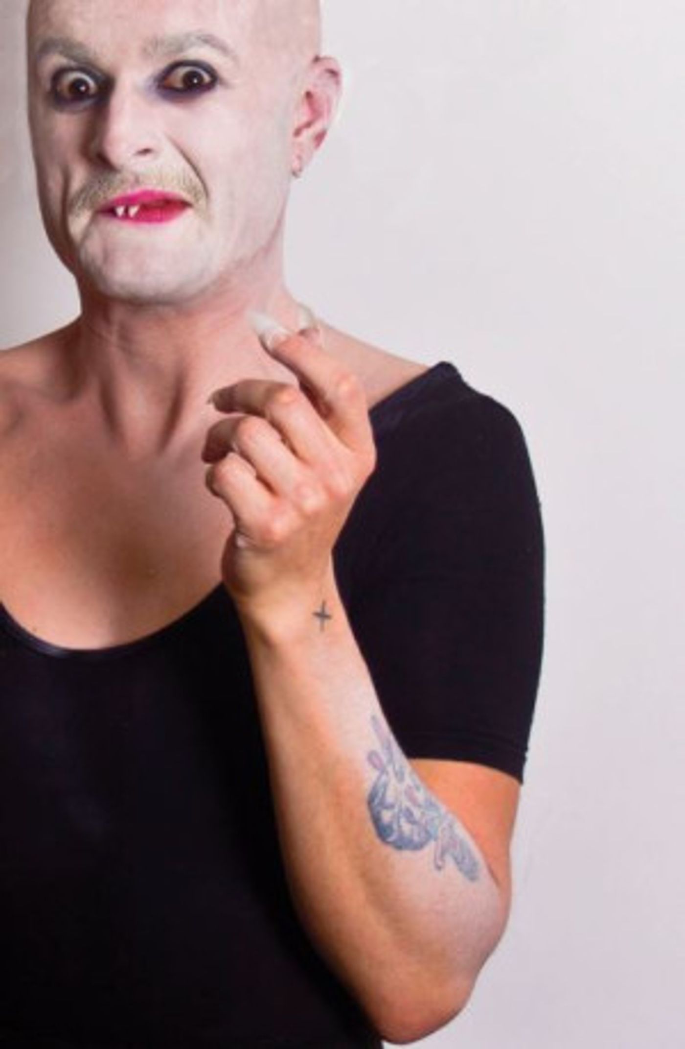 World's First Stand-up Vampire Brings Bloody Funny Show To The Fringe  Image