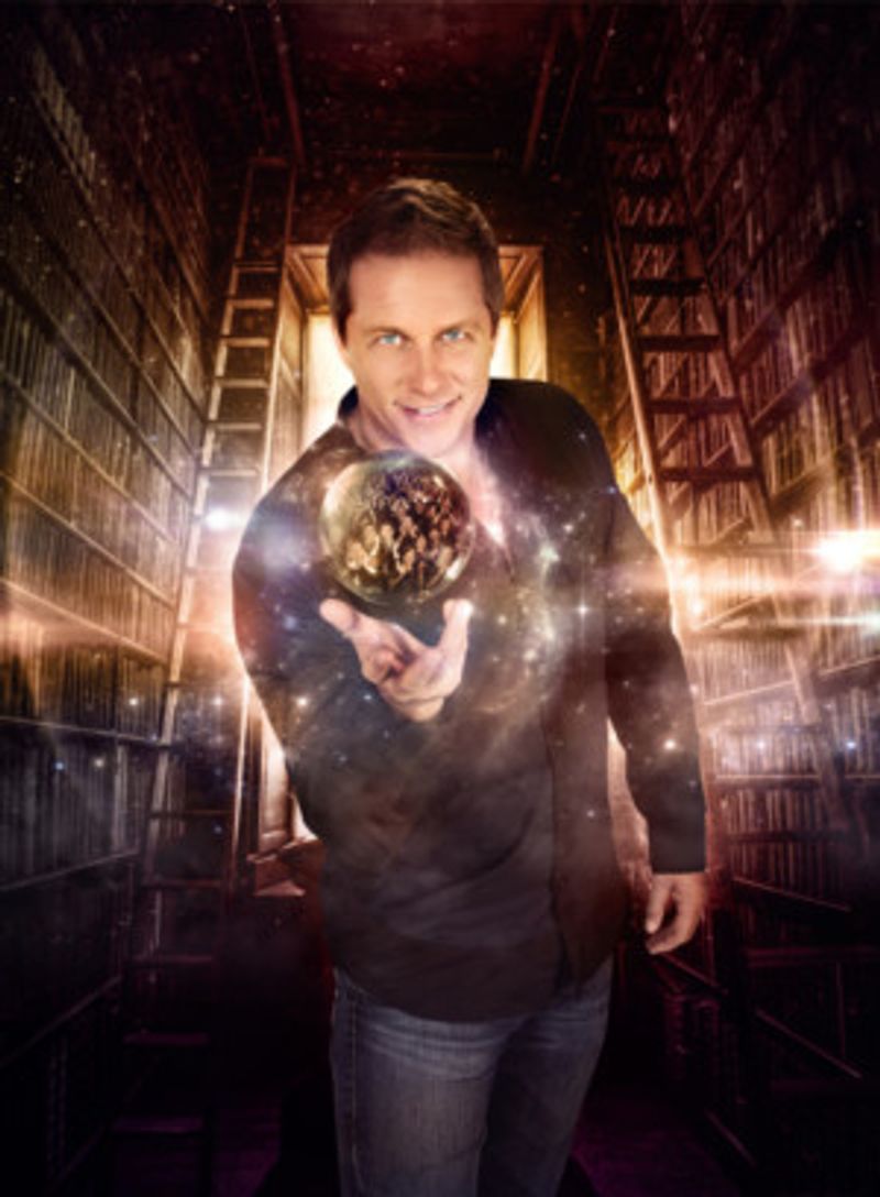 Magician Mike Super comes to The Ridgefield Playhouse Image