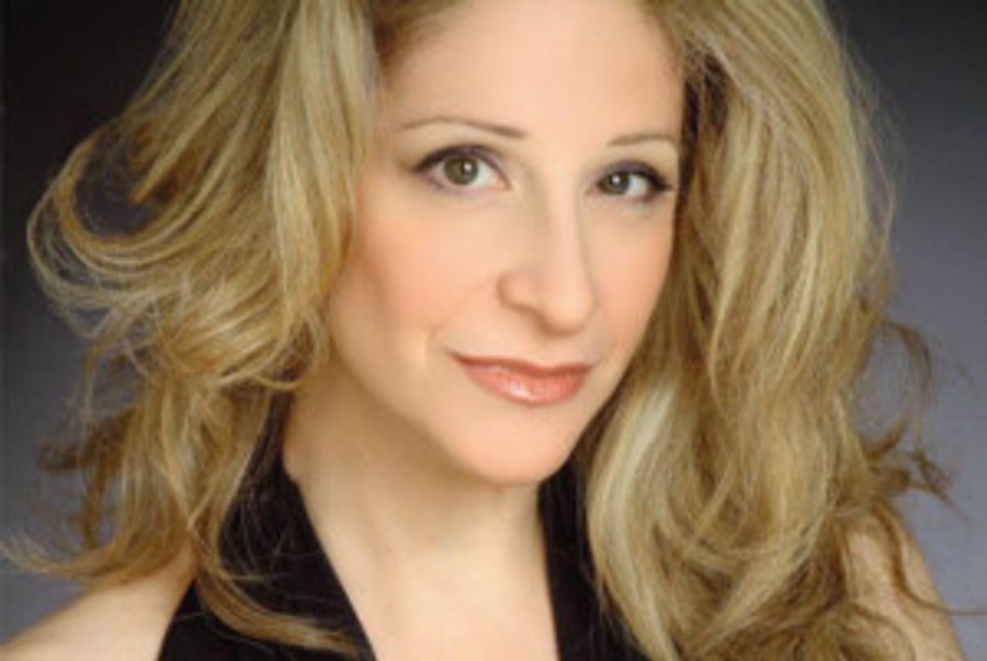 Julie Budd Returns To NYC Cabaret With A New Show At Birdland Theatre Image