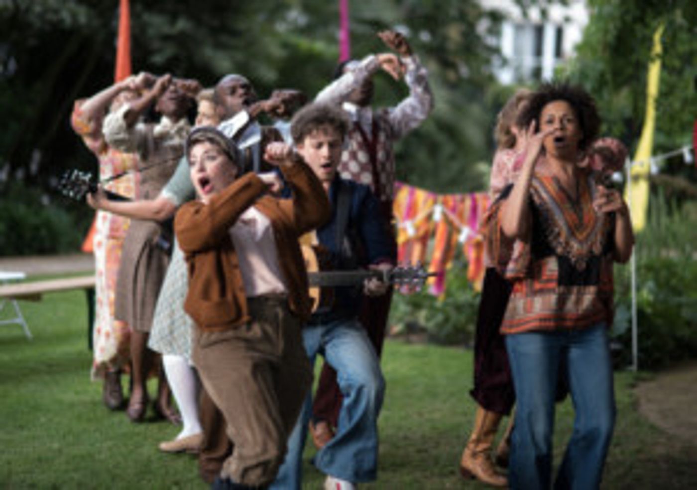 Shakespeare In The Squares Will Tour A MIDSUMMER NIGHT'S DREAM To London Squares & Parks  Image