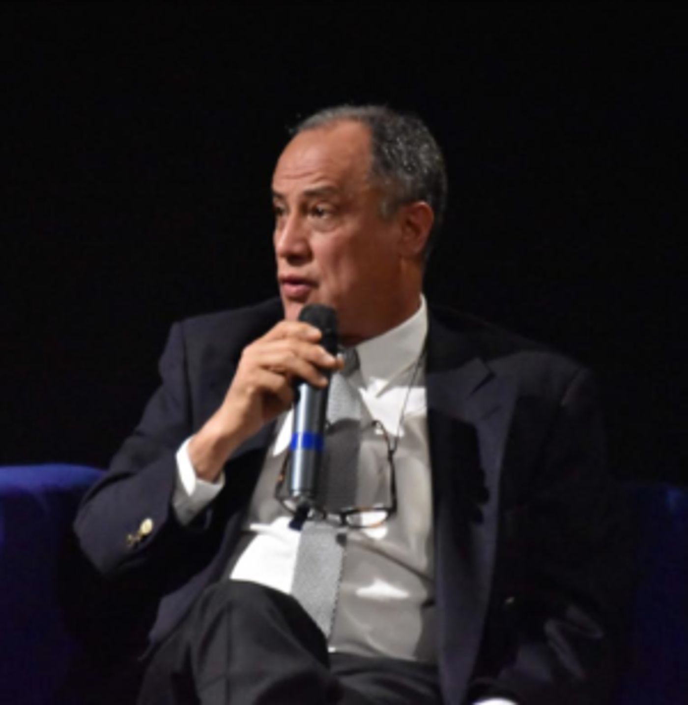 Enigmático, El Paso De Teresa Proenza Por México  Image