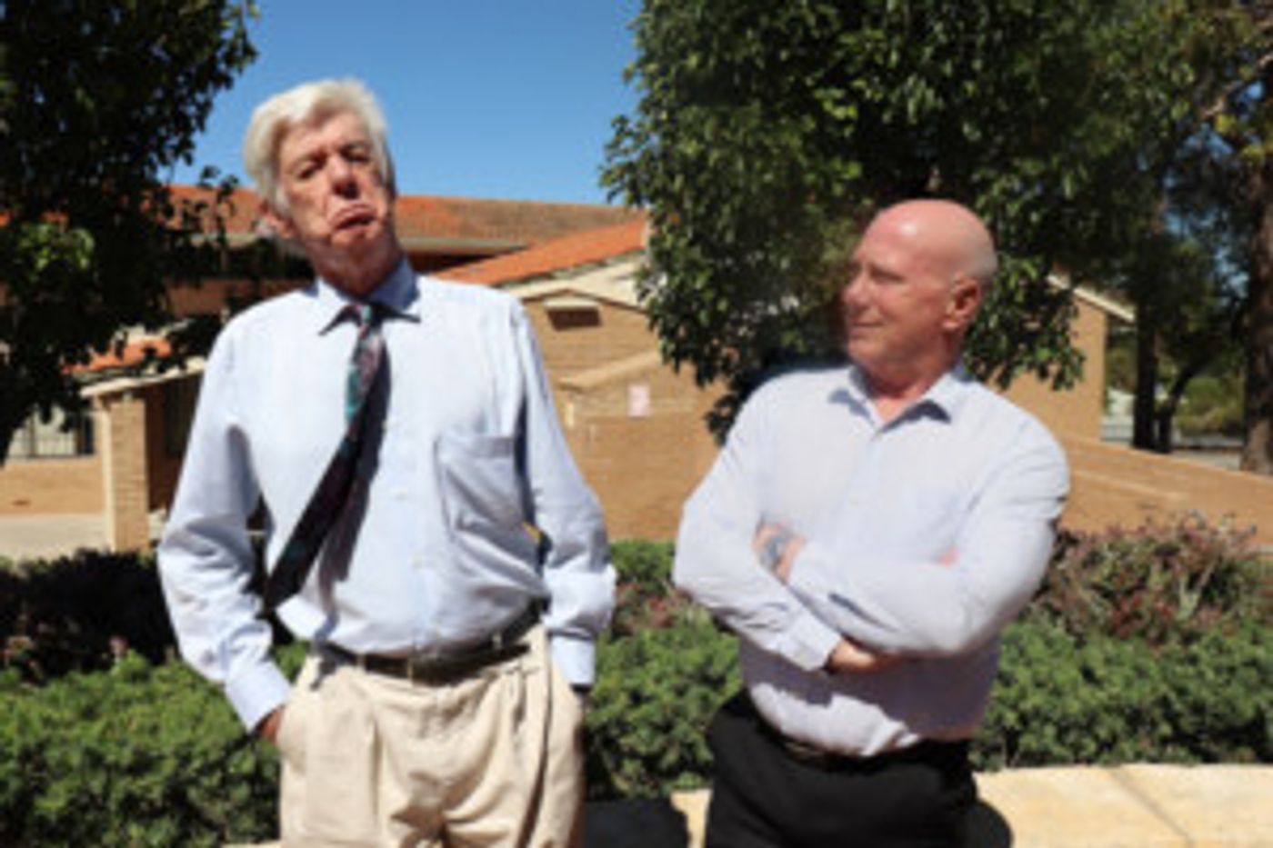 Stirling Theatre Presents TEN QUID  Image