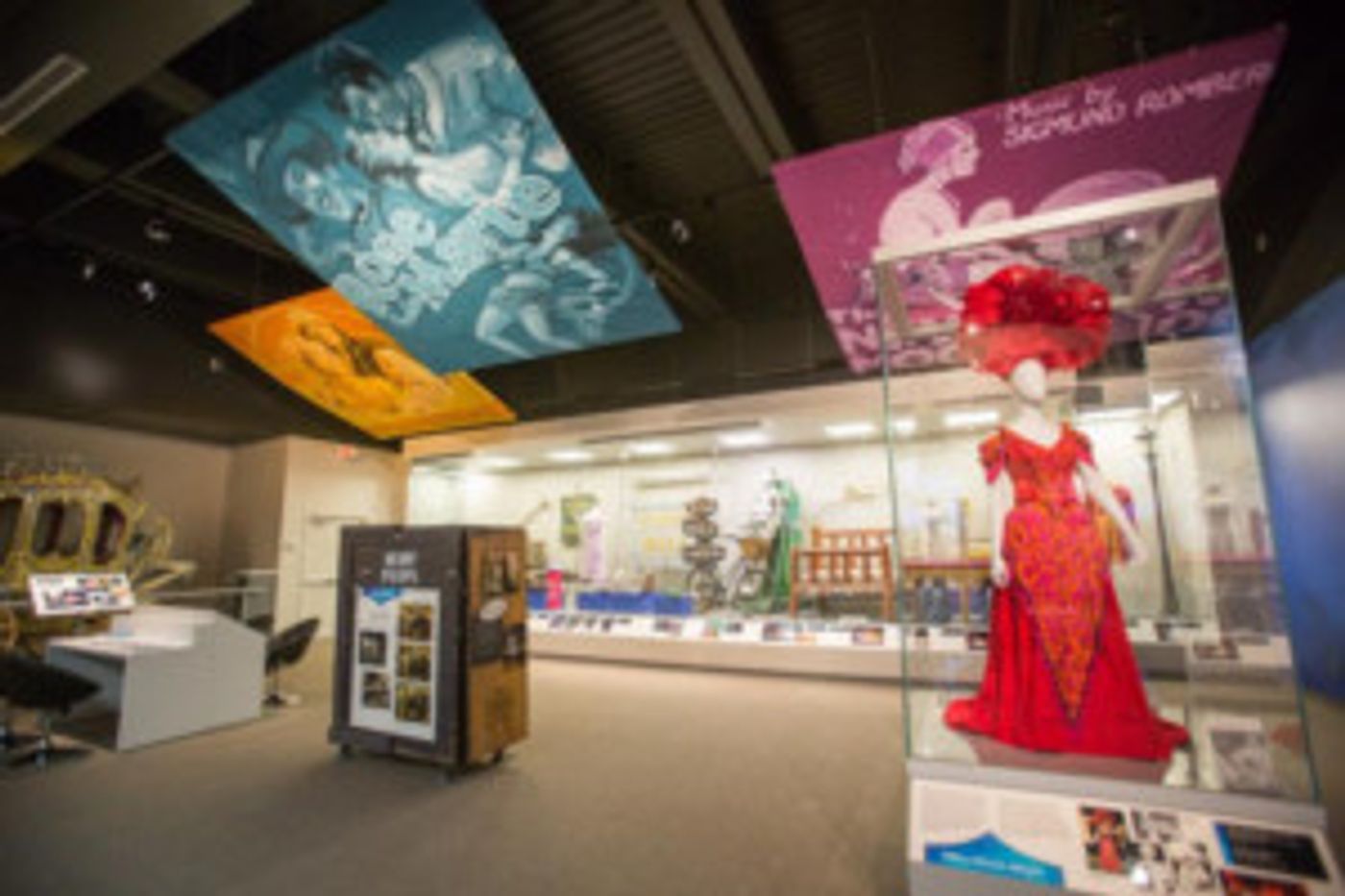 Missouri History Museum Kicks Off Closing Month of Muny Memories Exhibit with a World Record Attempt  Image