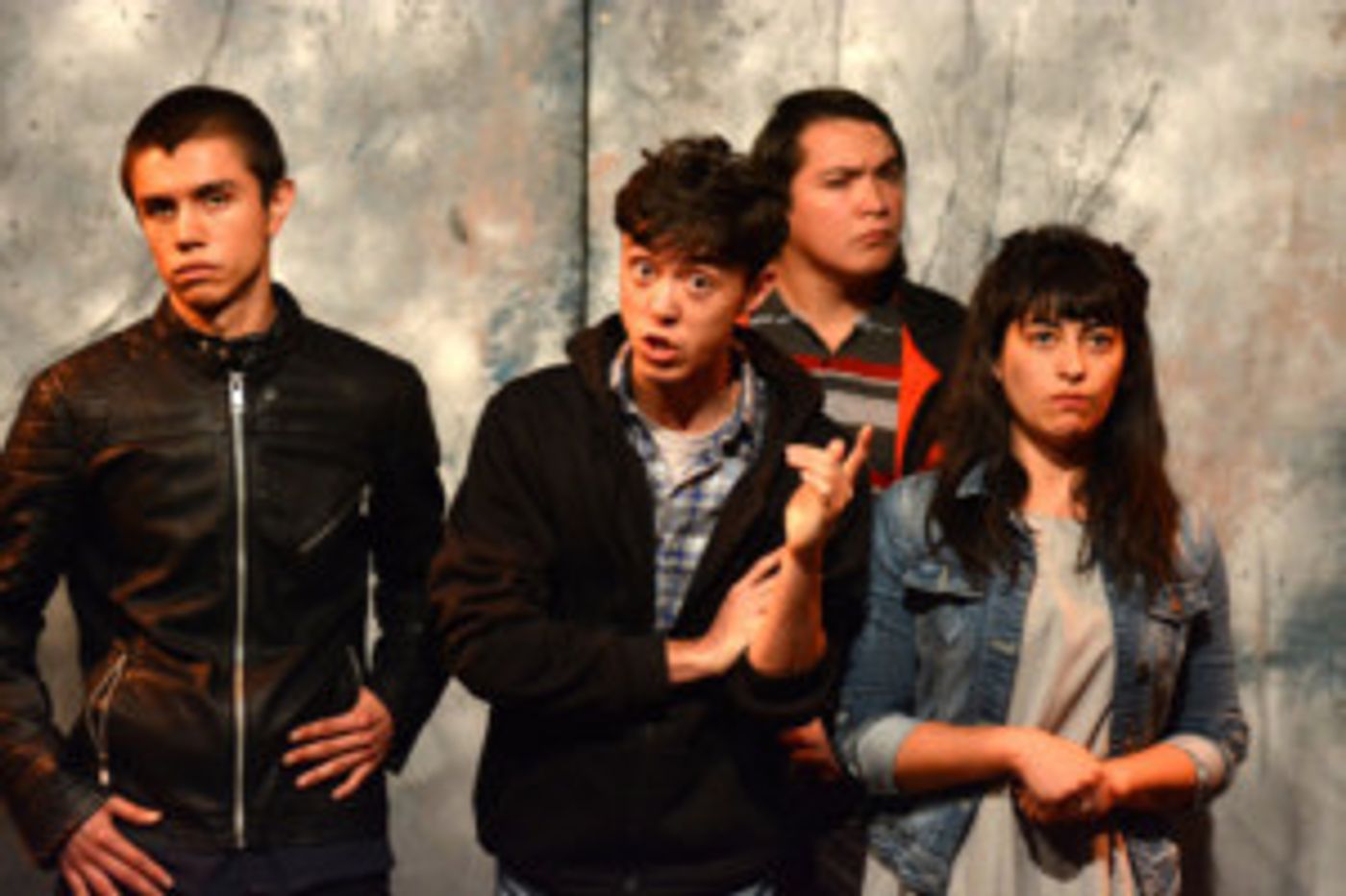 En Beautiful Julia, La Vida Es Una Jungla A La Que Hay Que Sobrevivir  Image