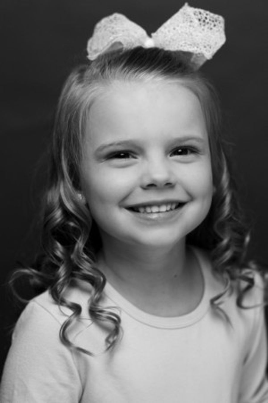 Broadway In Indianapolis Announces Local Girls Cast In WAITRESS Image
