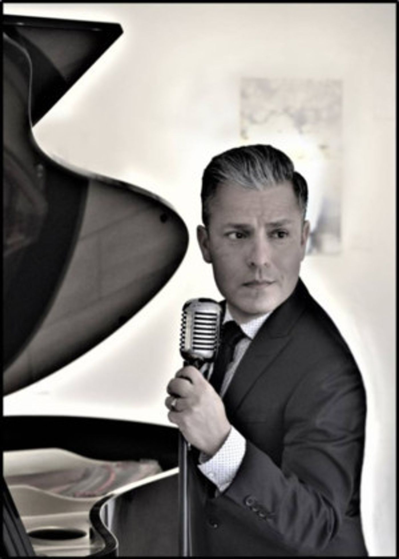 Bodhi Tree Concerts Presents Enrique Toral In A Gender-Bending Concert  Image