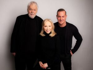 Broadway-Bound TEA AT FIVE Extends Run And Announces Creative Team  Image