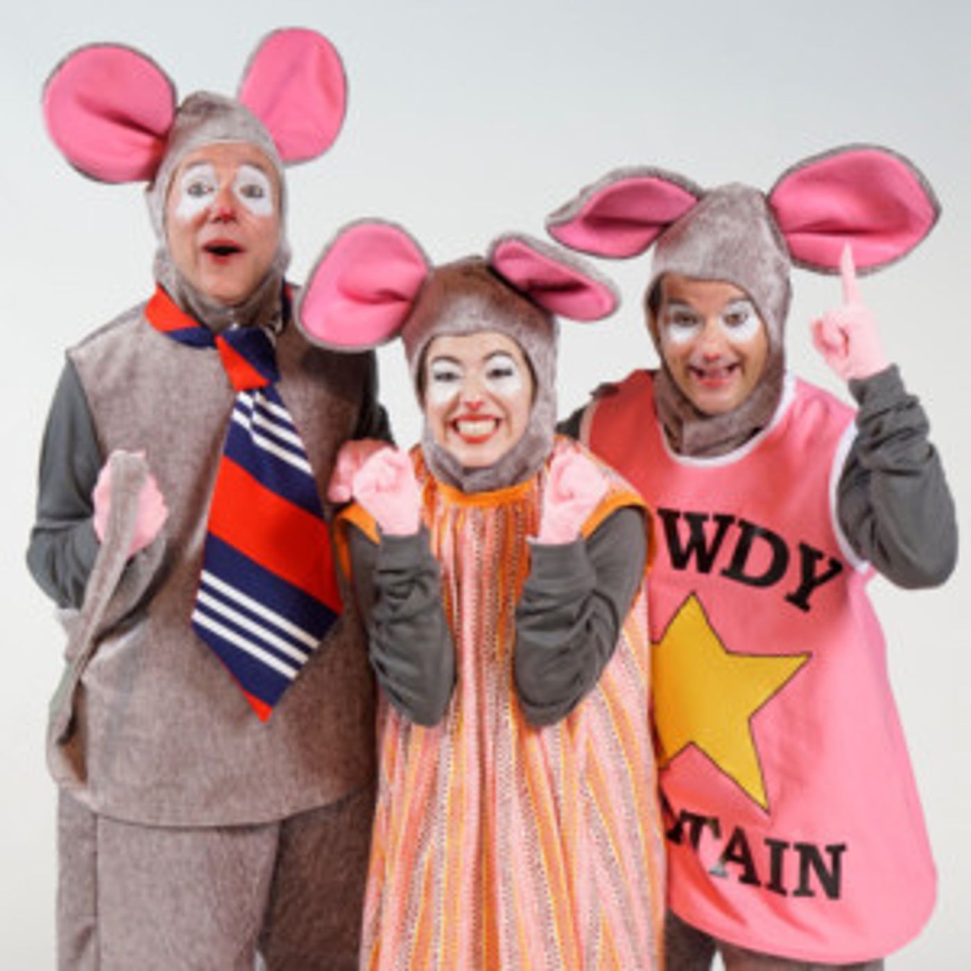 Mischievous Mice Sail To Centerstage In Steven Kellogg's THE ISLAND OF THE SKOG  Image