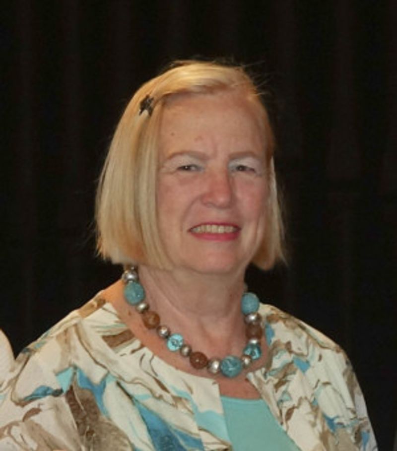 East Lynne Theater Company Presents Encore Award To Sandra O. Sieber Image