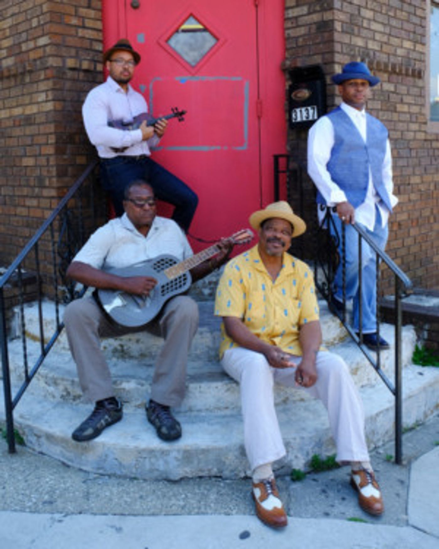 Flushing Town Hall Presents Country Blues & Dance By Phil Wiggins Blues House Party And The Harris Brothers  Image