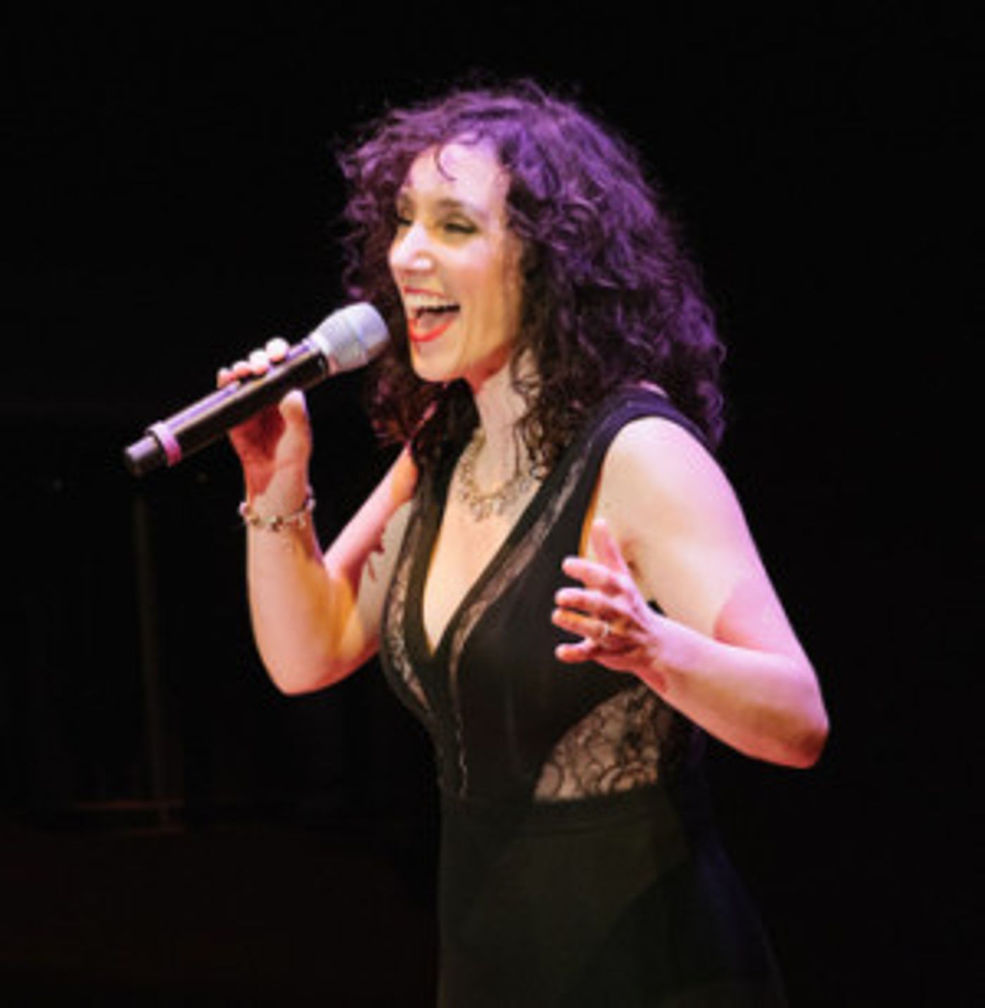The Axelrod Presents STRIKE UP THE BAND - The Gershwins Swing With Gabrielle Stravelli  Image