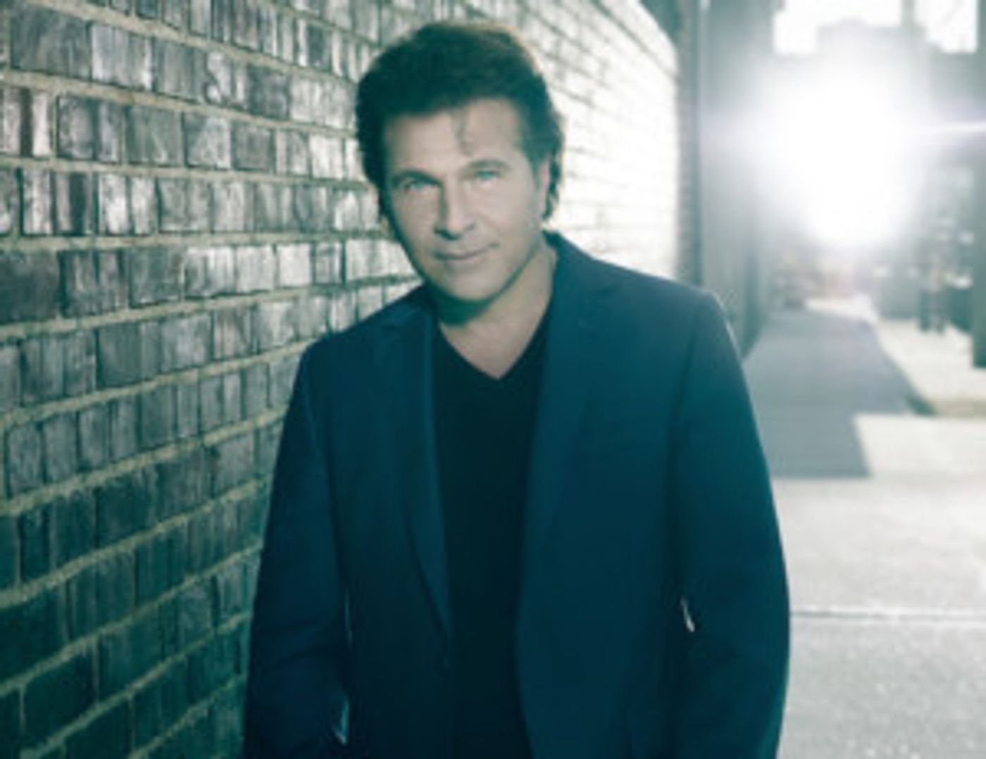 Frank Shiner Returns To Musical Landmark Iridium  Image