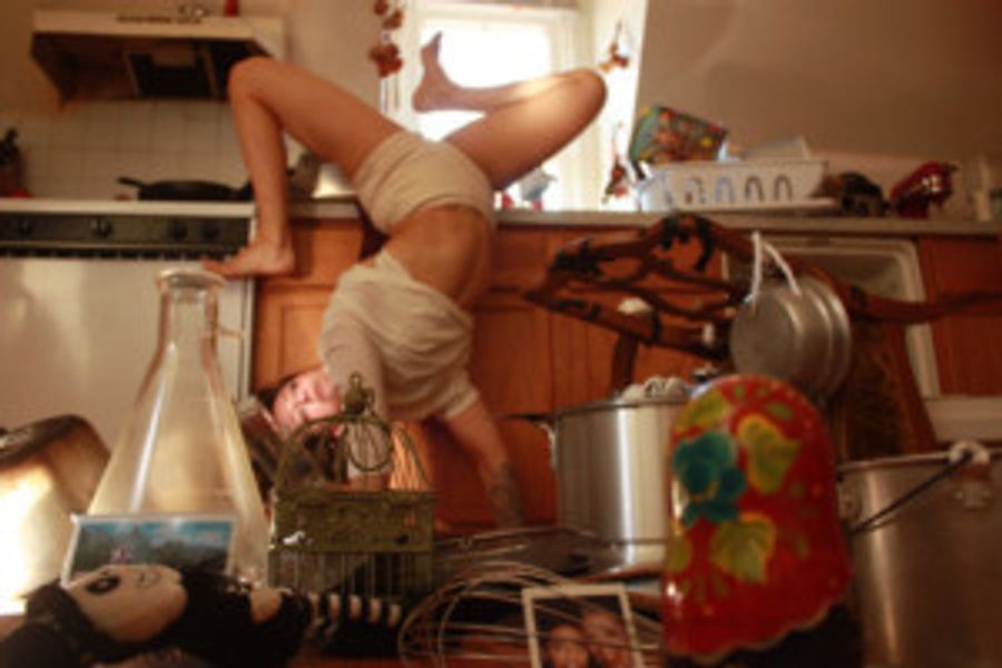 Almanac Dance Circus Theatre Infuses Aerial Magic With A Story Of Overcoming Abuse In World Premiere Of XOXO MOONGIRL Image