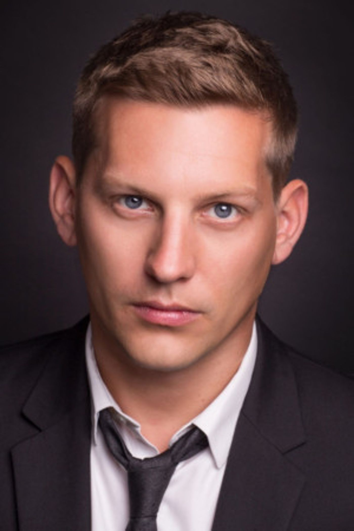Hollyoaks Actor James Sutton To Star In ROPE At Queen's Theatre Hornchurch  Image