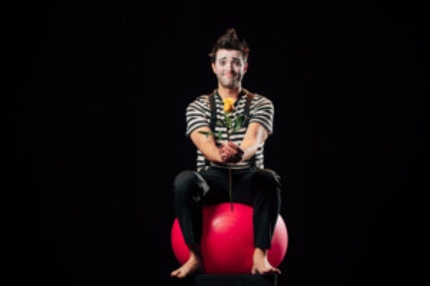 [UNTITLED PROJECT] #213 Announces Theatre Horizon Engagement Before U.K. Premiere  Image