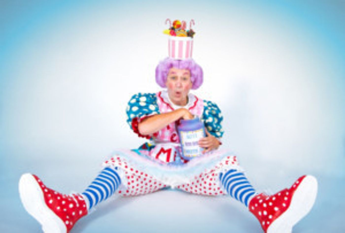 Panto Spectacular BEAUTY AND THE BEAST Will Play at The Queen's Theatre Hornchurch  Image