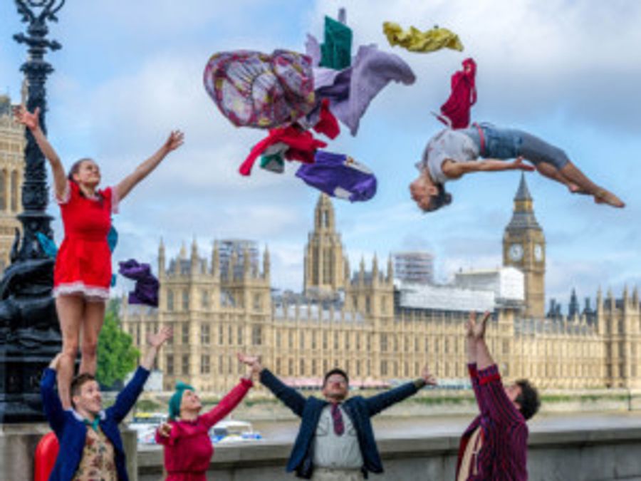 The Oak Circus Centre Presents A CHRISTMAS CIRCUS CAROL Image
