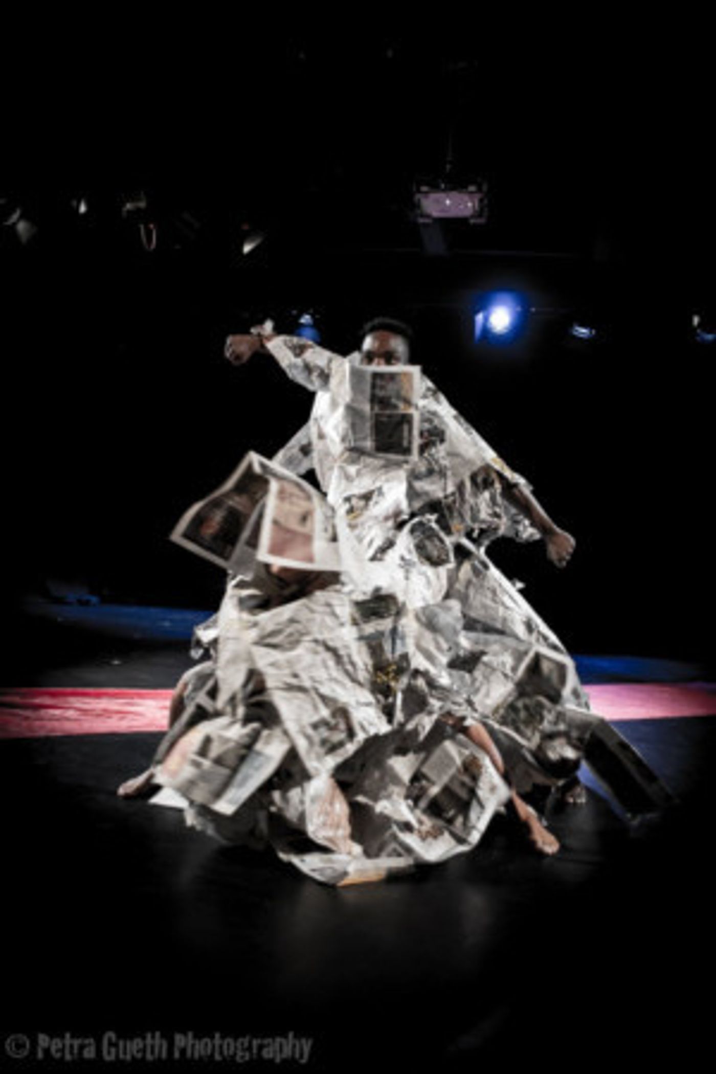 Flushing Town Hall And Nai-Ni Chen Dance Company Present CROSSCURRENT VI  Image