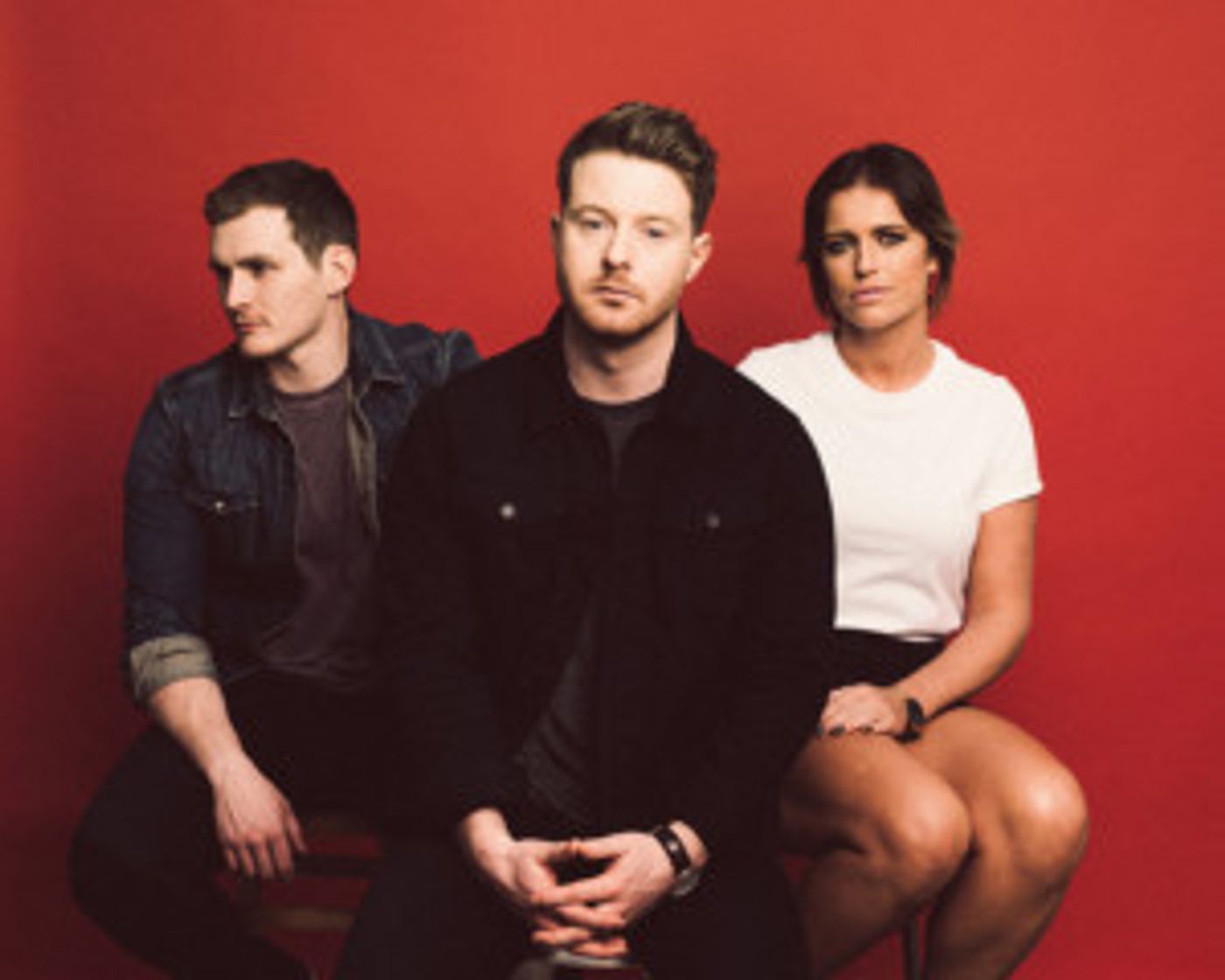 Indie-Pop Trio CAEZAR Shares New Single 'Hold On'  Image