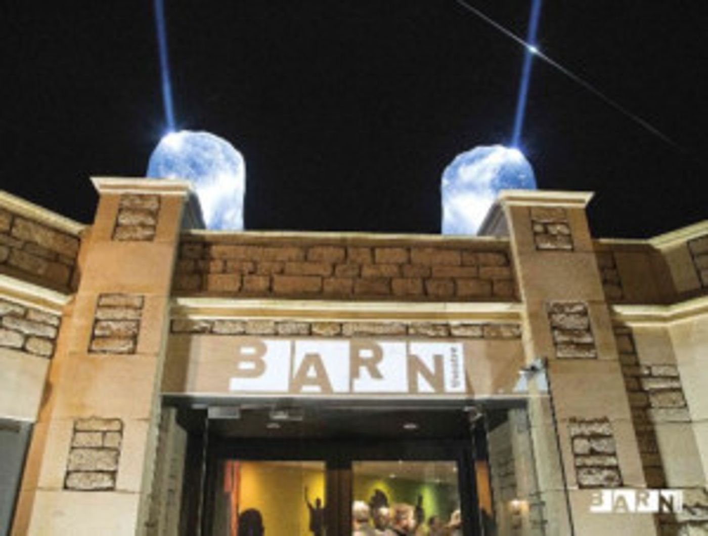 Cast Announced For THE HOUND OF THE BASKERVILLES At The Barn Theatre  Image