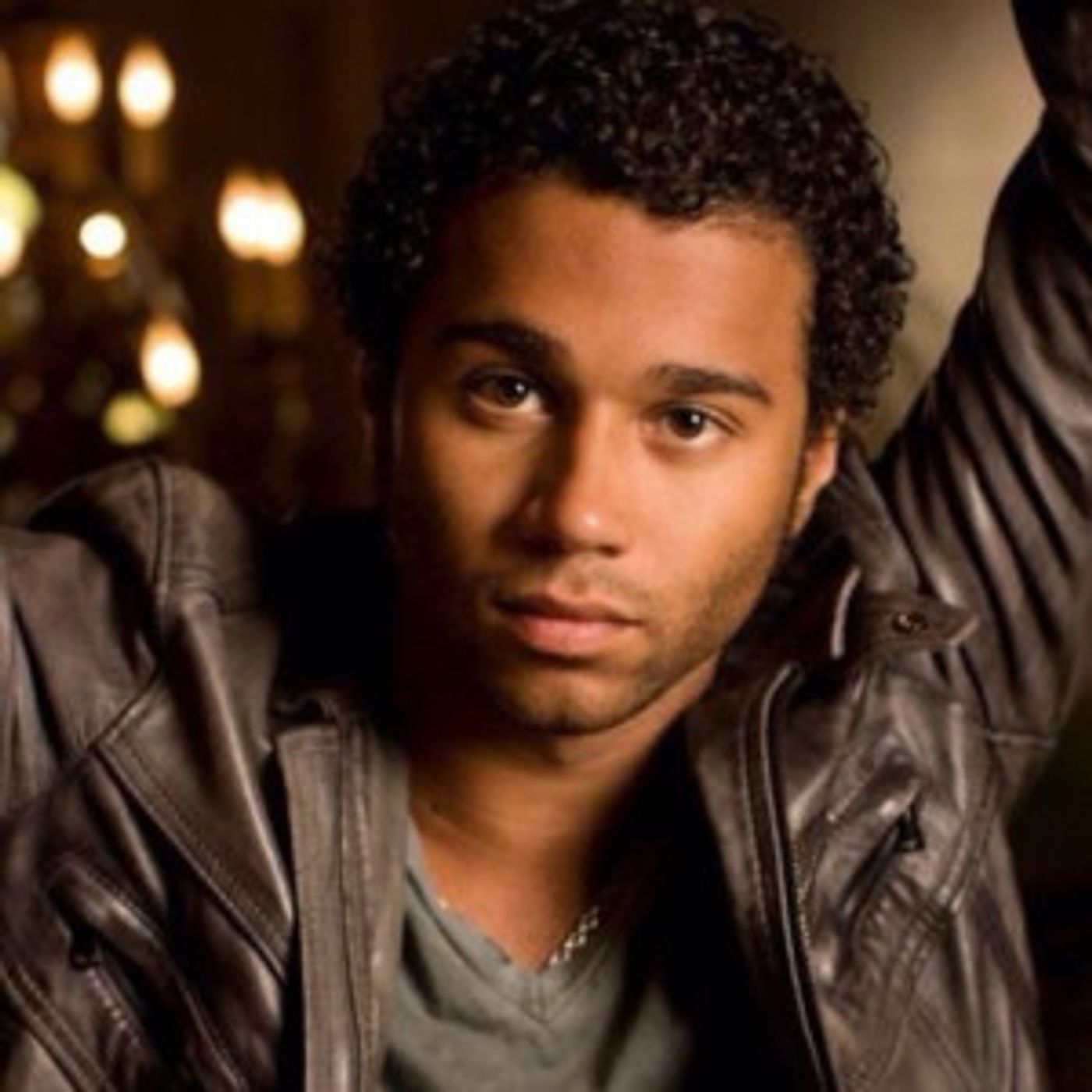 Corbin Bleu to Host The Actors Fund's Looking Ahead Awards, Honoring Youth Cast of NBC's THIS IS US  Image