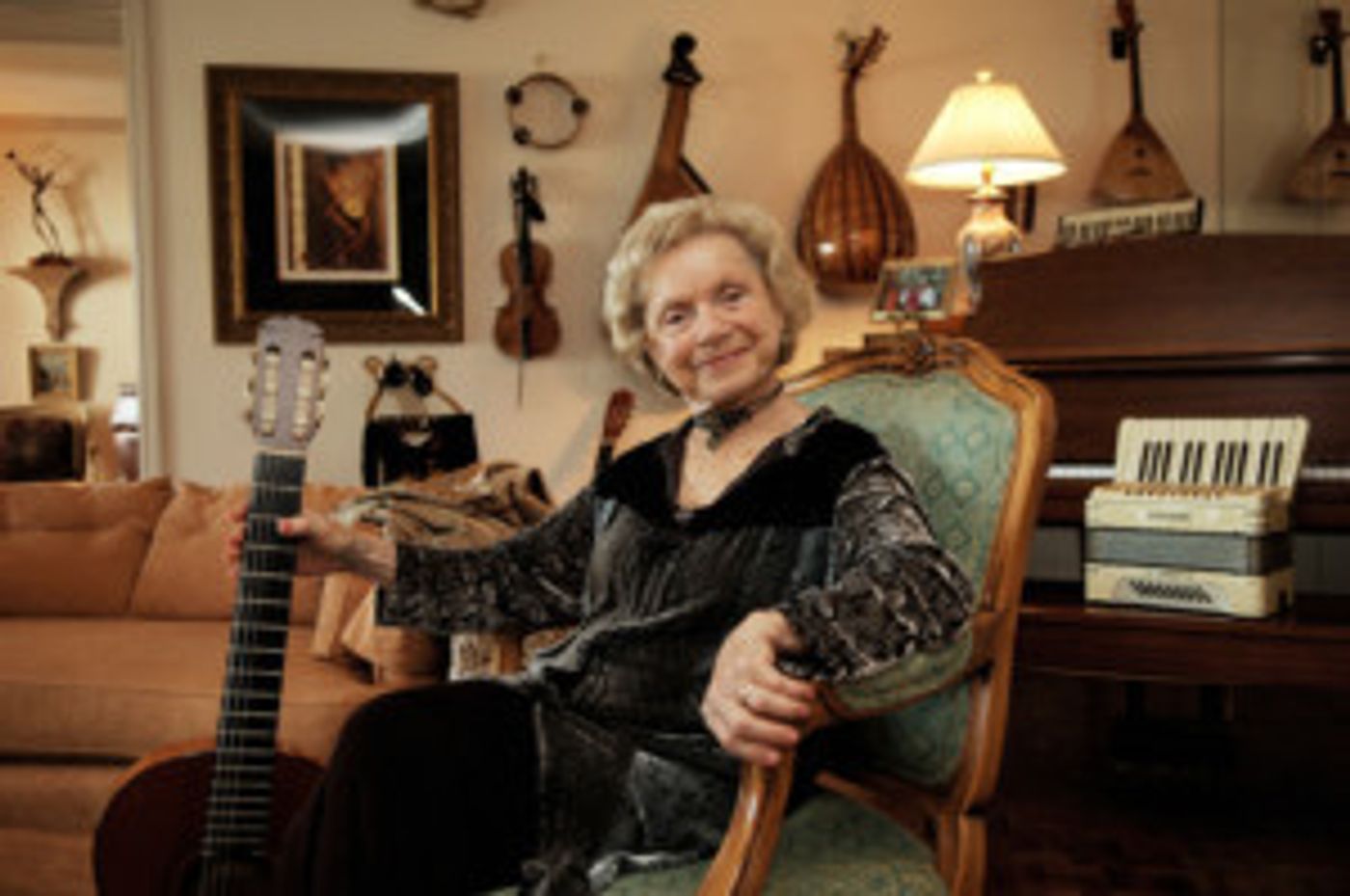 U.S. Premiere Of LA NONA KANTA: THE REMARKABLE LIFE OF FLORY JAGODA Set for Temple Beth Hillel  Image