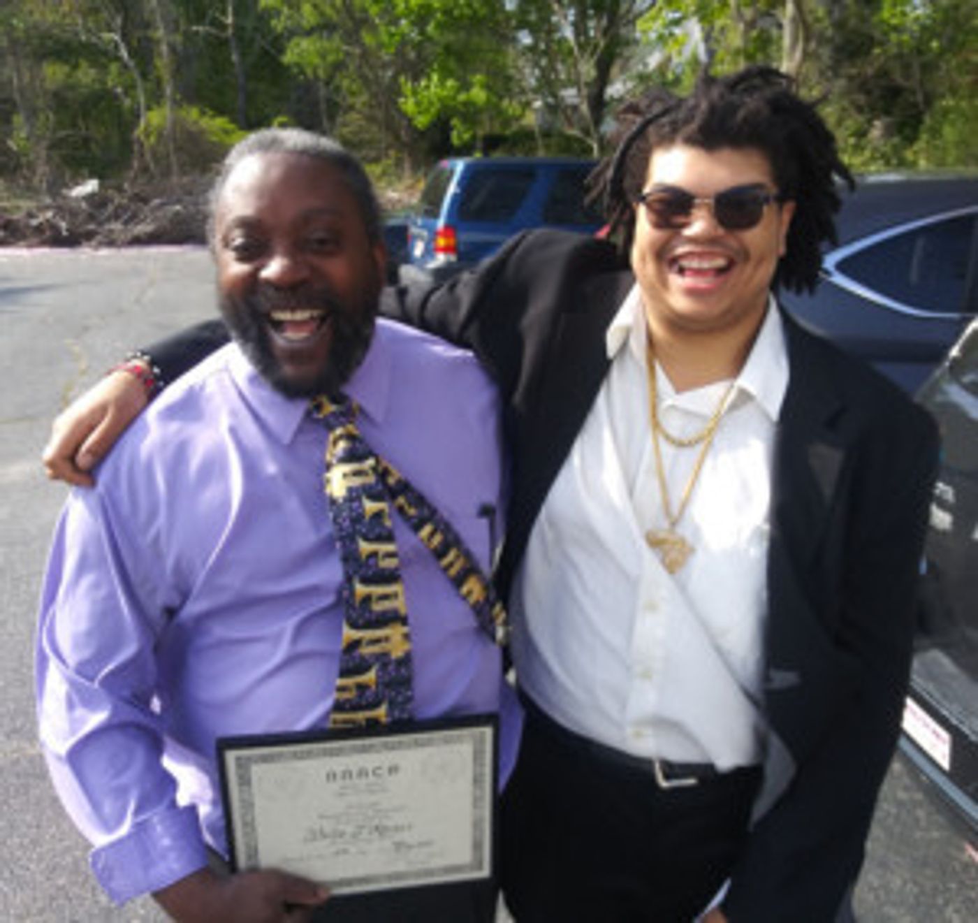 Eddie Ray Johnson Of The GroovaLottos Receives NAACP Unsung Hero Award  Image