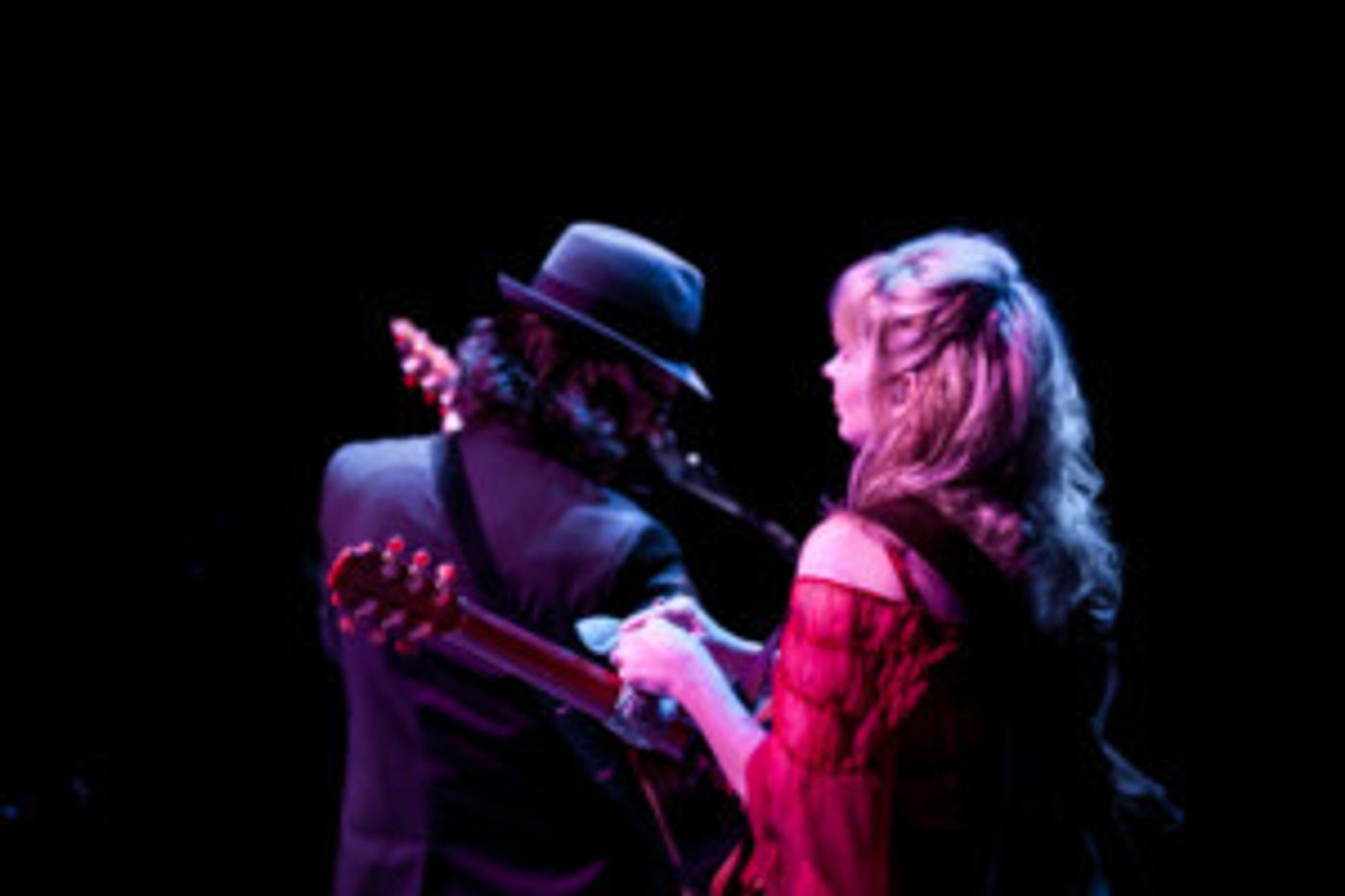 The Kentucky Center to Present 'AN ACOUSTIC CHRISTMAS' with Over the Rhine  Image