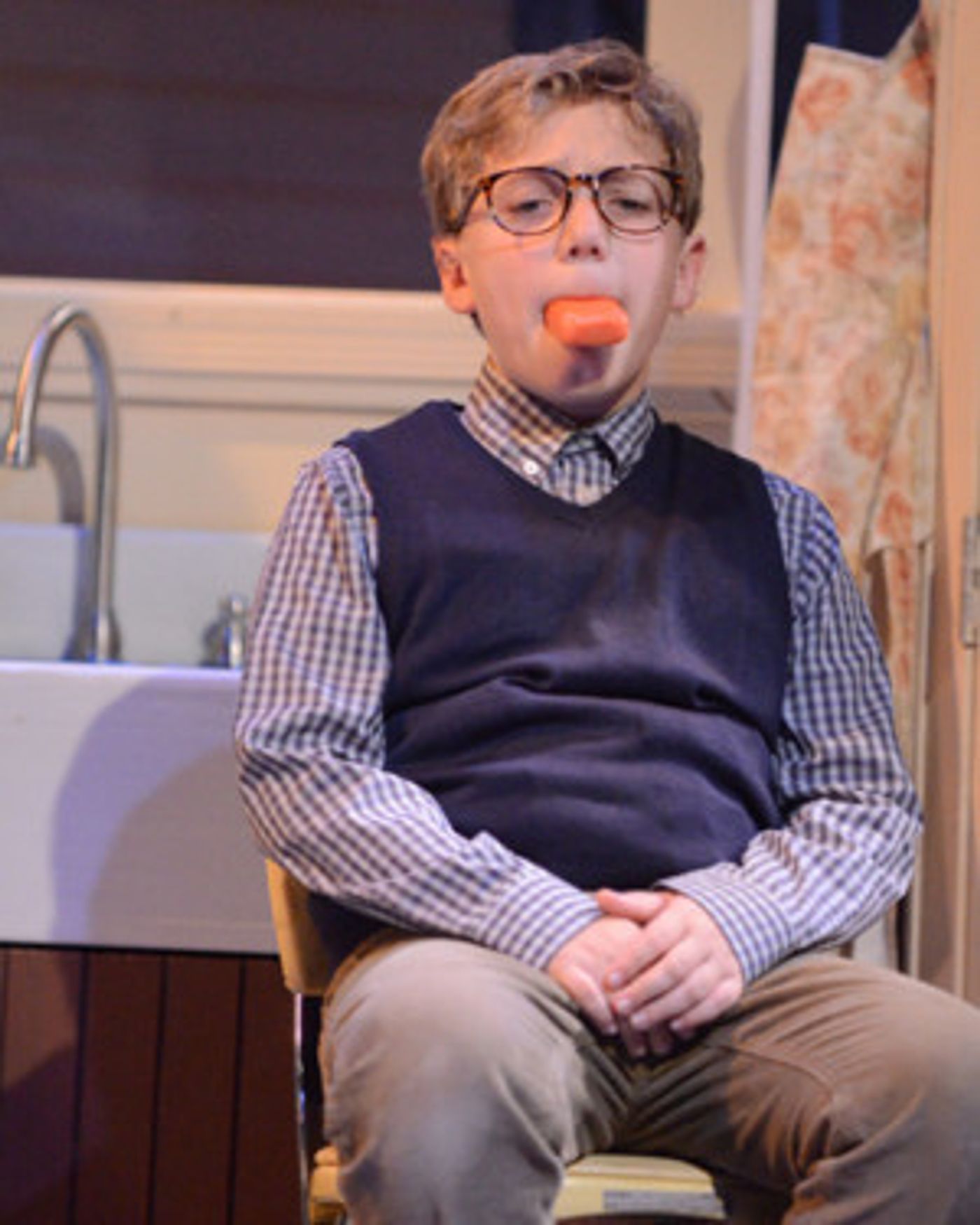 Local West Valley Actor Heads Out on Tour in A CHRISTMAS STORY  Image