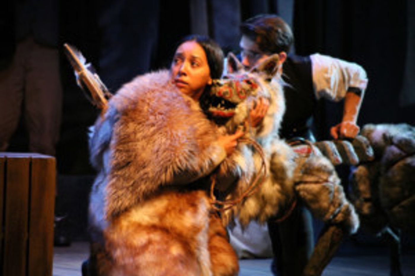 Mariska Ariya, Robert G. Slade, and More to Star in WHITE FANG At Park Theatre  Image