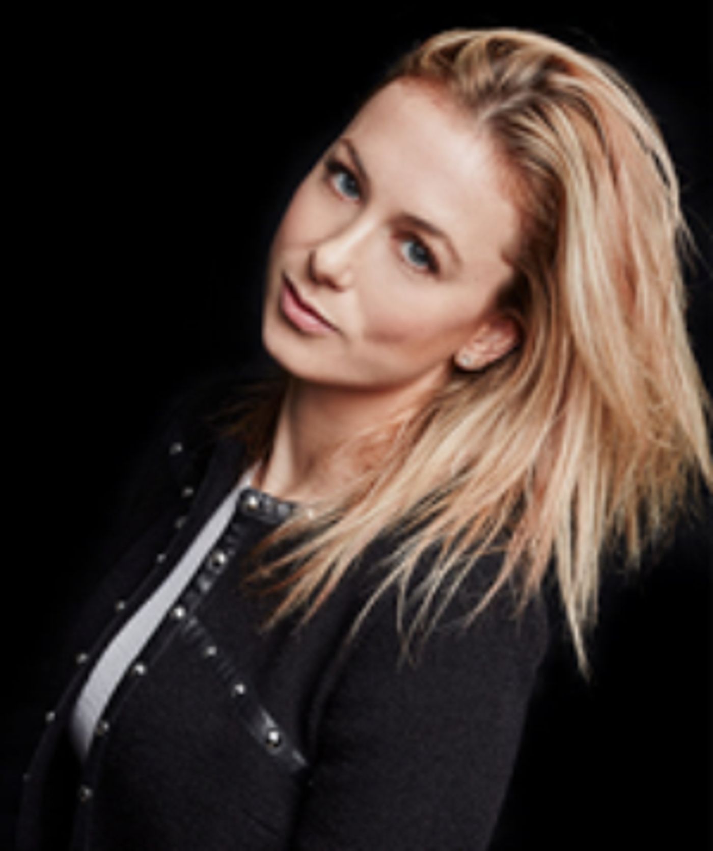 Iliza Shlesinger to Bring Stand-Up Tour to Lincoln Center in Fort Collins  Image