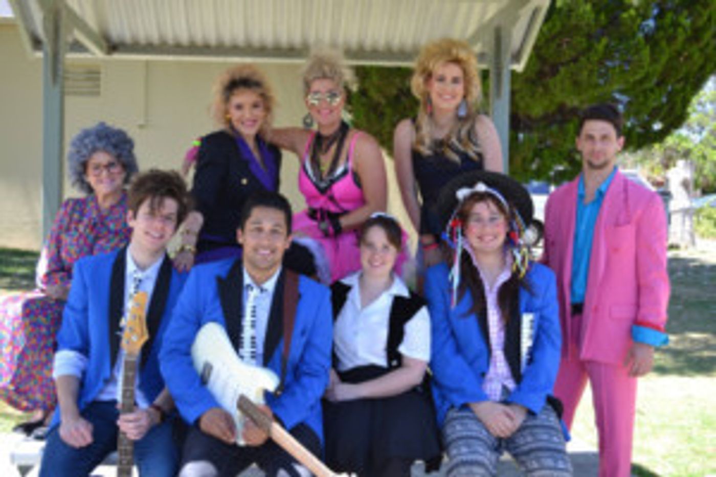 1985 Comes Alive With Stage Version Of THE WEDDING SINGER  Image