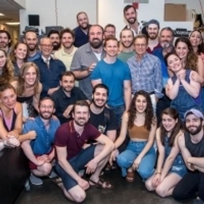 Photo Flash: Mikhail Baryshnikov Visits FIDDLER ON THE ROOF in Yiddish