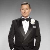 Tom Burlinson Will Play Billy Flynn in CHICAGO in Sydney