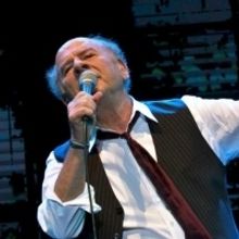 Art Garfunkel Comes to the Warner