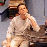 Photo Flash: First Look at Andrew Scott and More in PRESENT LAUGHTER at The Old Vic