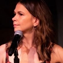 Photo Flash: Sutton Foster Kicks Off Residency at Cafe Carlyle