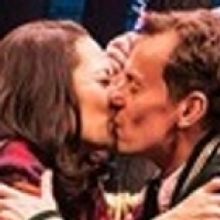 BWW Review: 9/11 MUSICAL COME FROM AWAY CELEBRATES KINDNESS OF SMALL COMMUNITY at Str